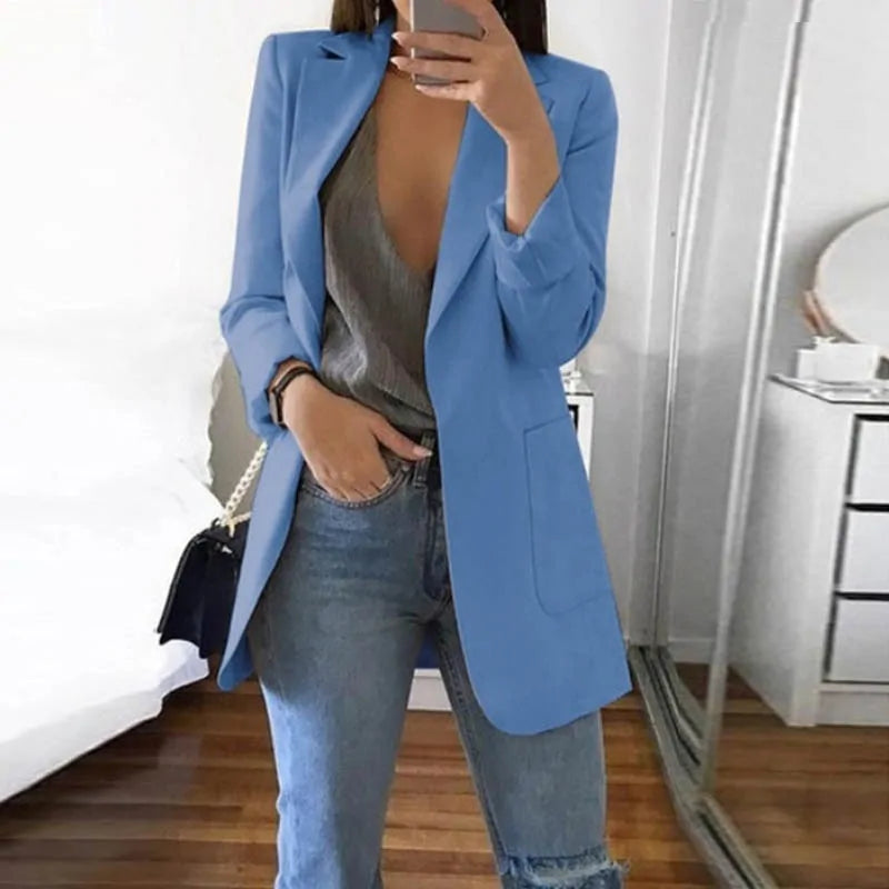 Evelina Blazer ejecutiva