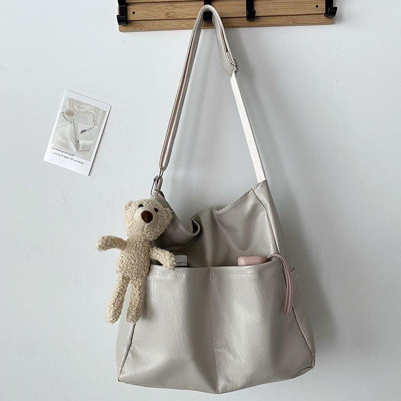 Stephanie - Bolso de gran capacidad fabricado en piel vegana suave y estructurada