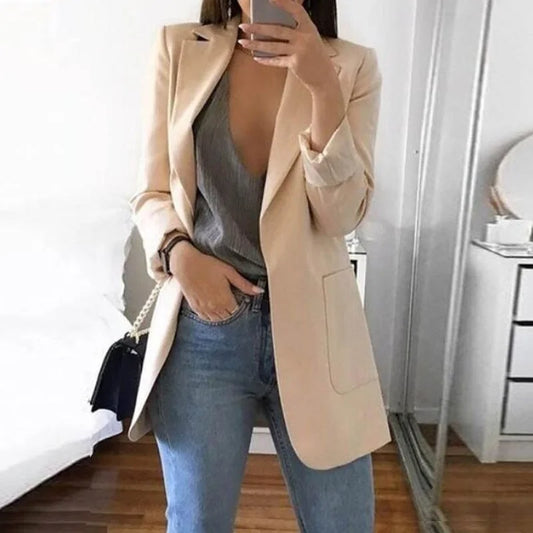 Evelina Blazer ejecutiva