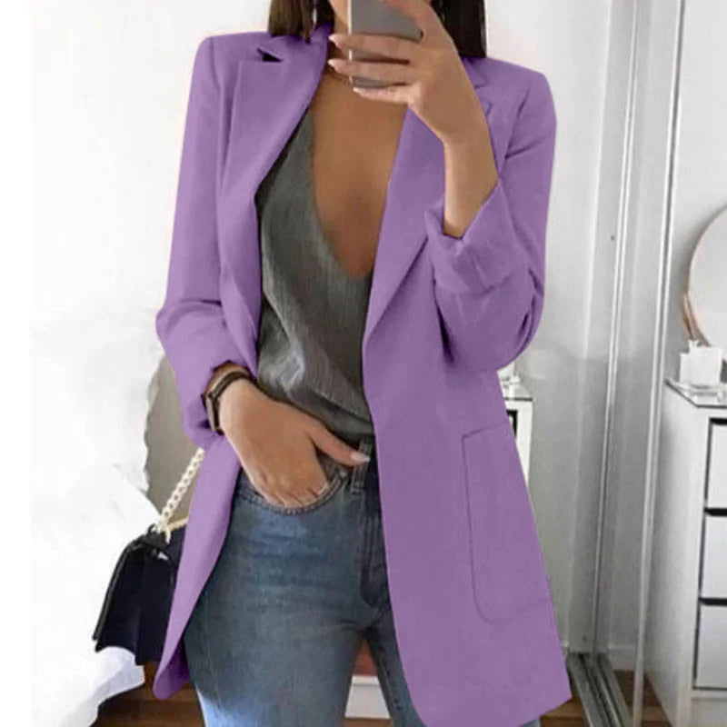 Evelina Blazer ejecutiva