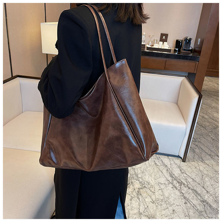Aurora | Bolso espacioso y elegante para señora