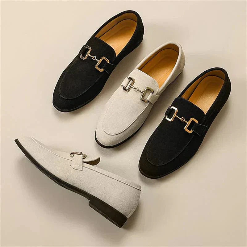 Nero - Mocasines de ante con hebilla metálica