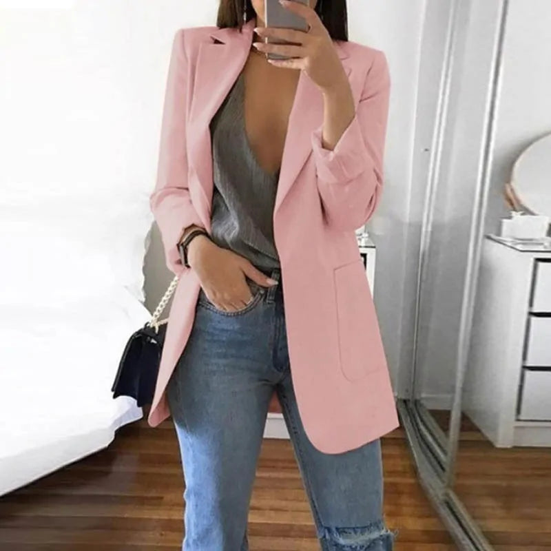 Evelina Blazer ejecutiva