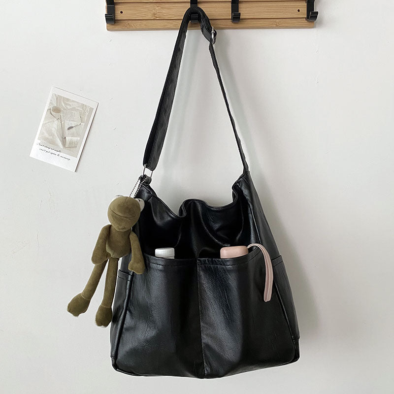 Stephanie - Bolso de gran capacidad fabricado en piel vegana suave y estructurada