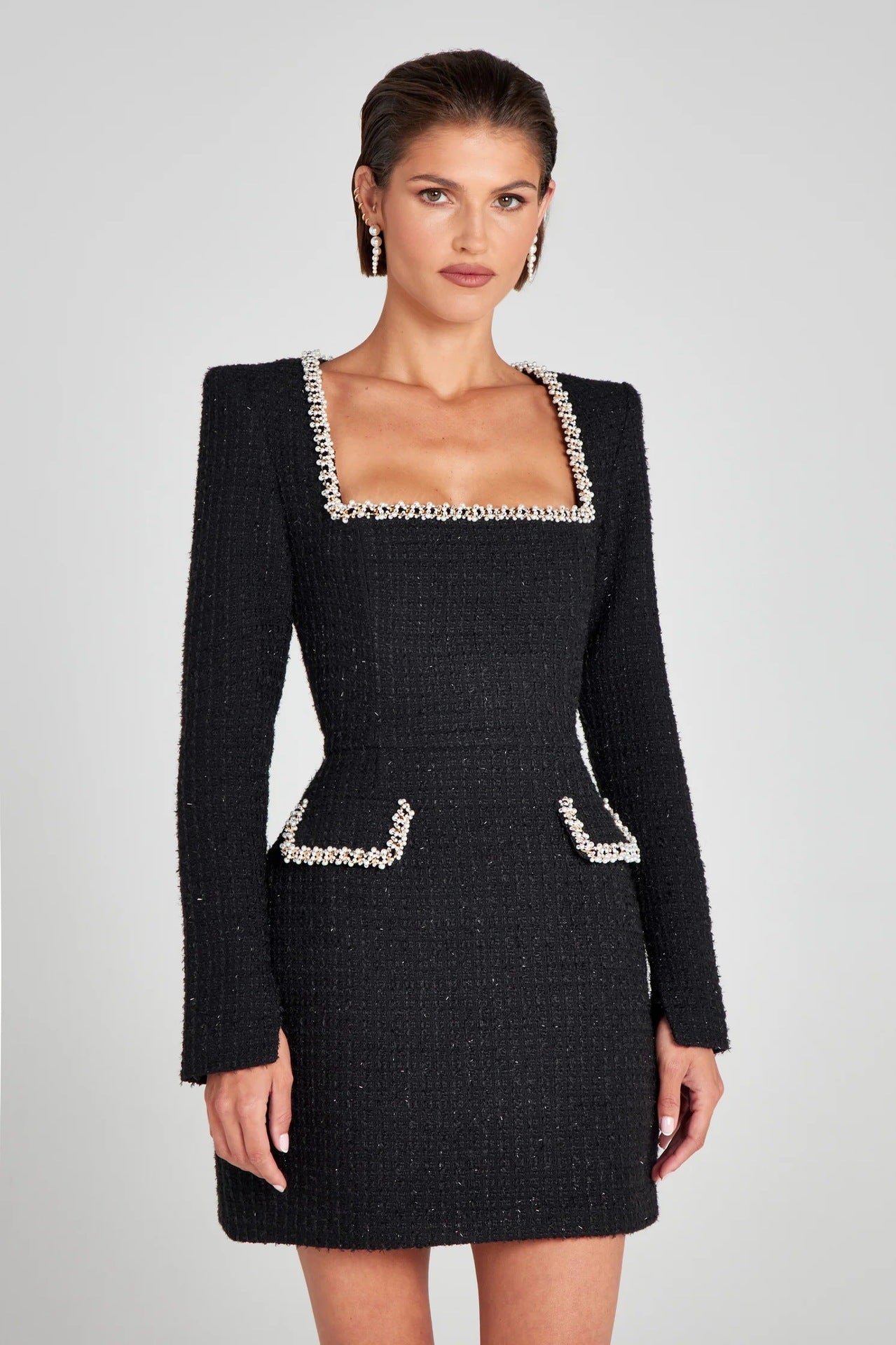 Marion - Elegante Vestido de Mujer con Cuello en U y Detalle de Cuentas