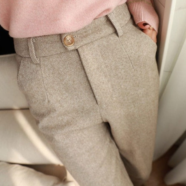 Elegante pantalón lápiz de lana